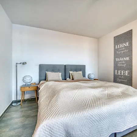 - Haus A, App 0a0705 Lejlighed